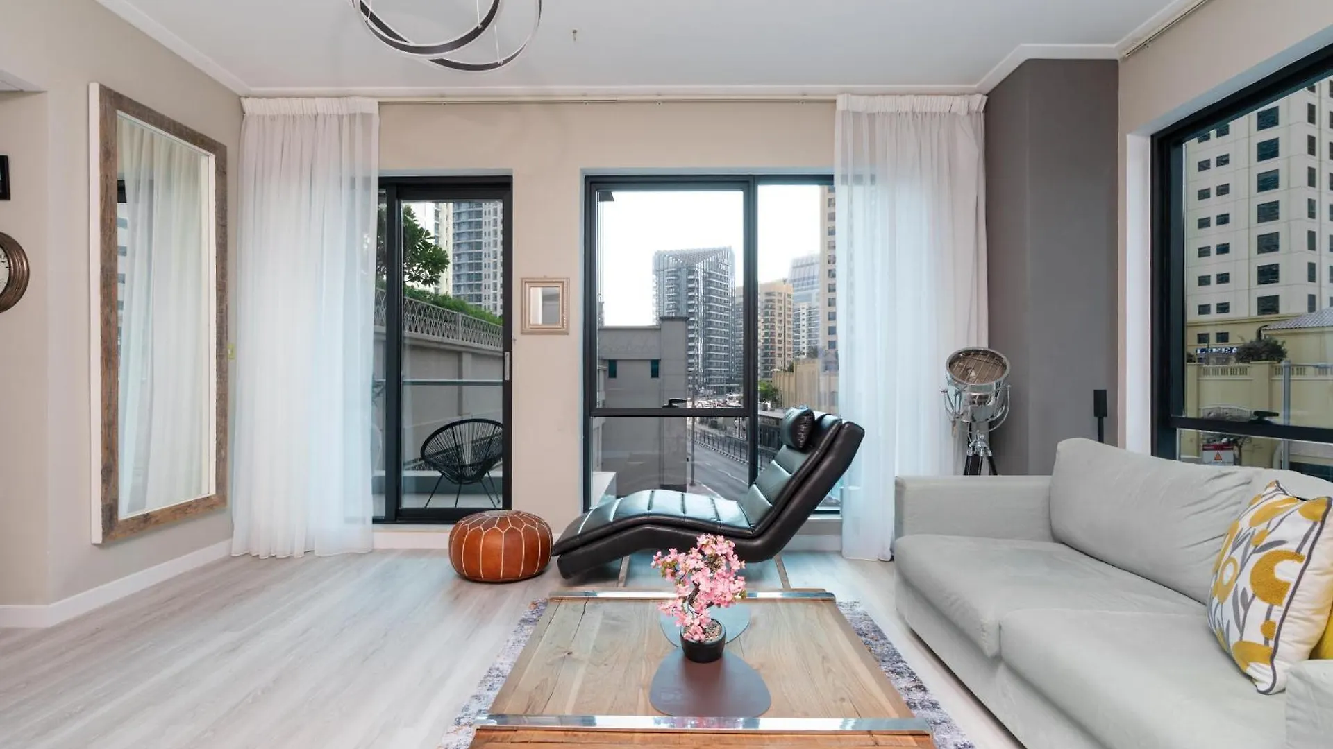 White Sage Spacious 1Br At Marina Promenade Dubai United Arab Emirates