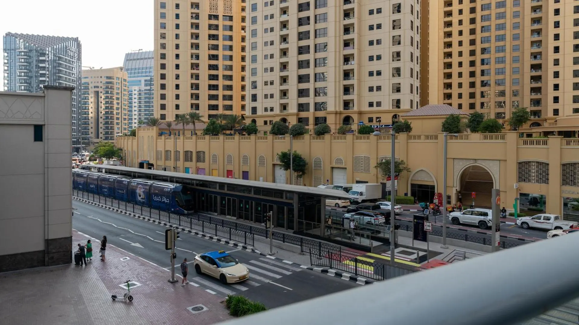 White Sage Spacious 1Br At Marina Promenade Dubai