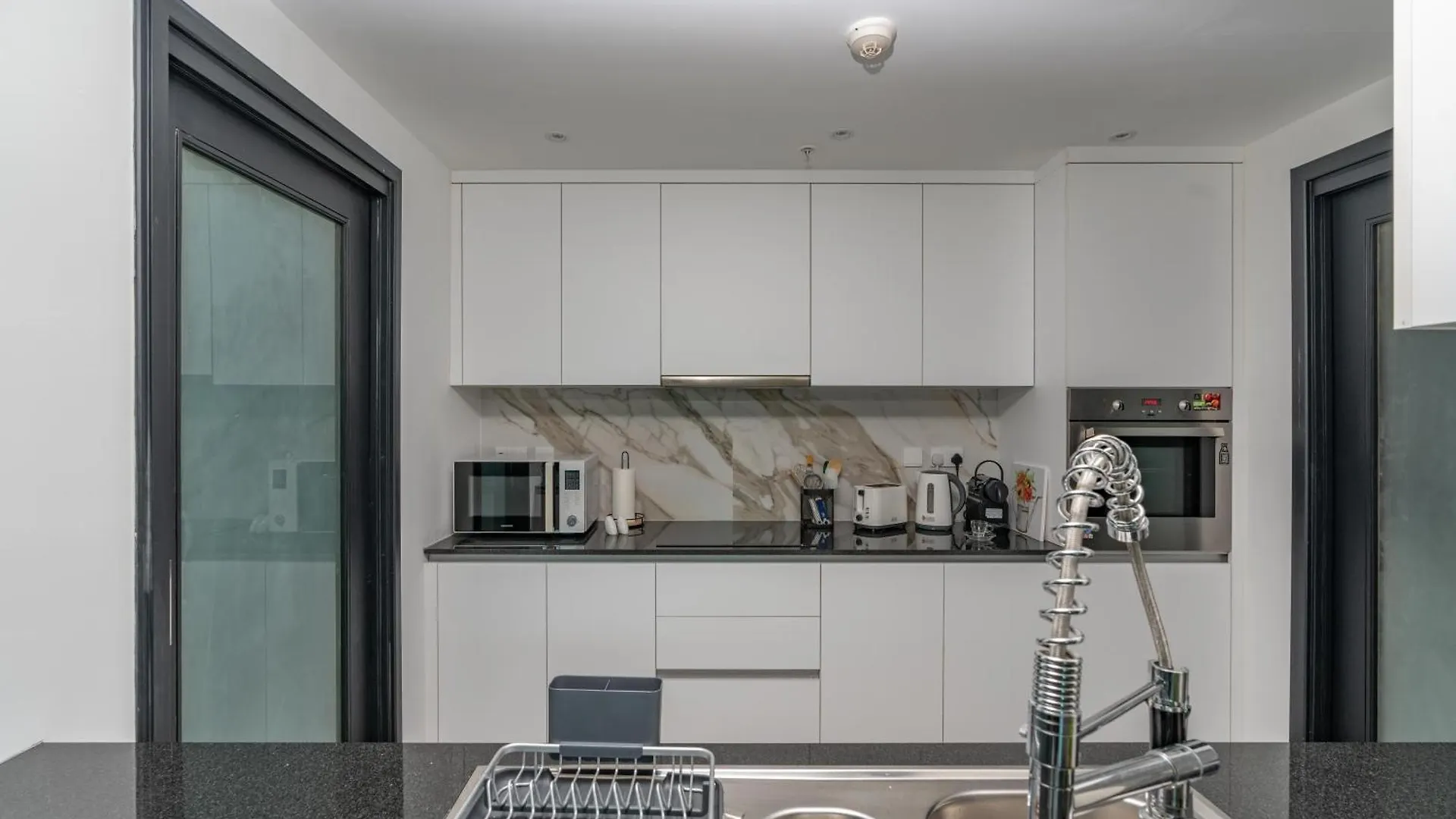 White Sage Spacious 1Br At Marina Promenade Dubai United Arab Emirates